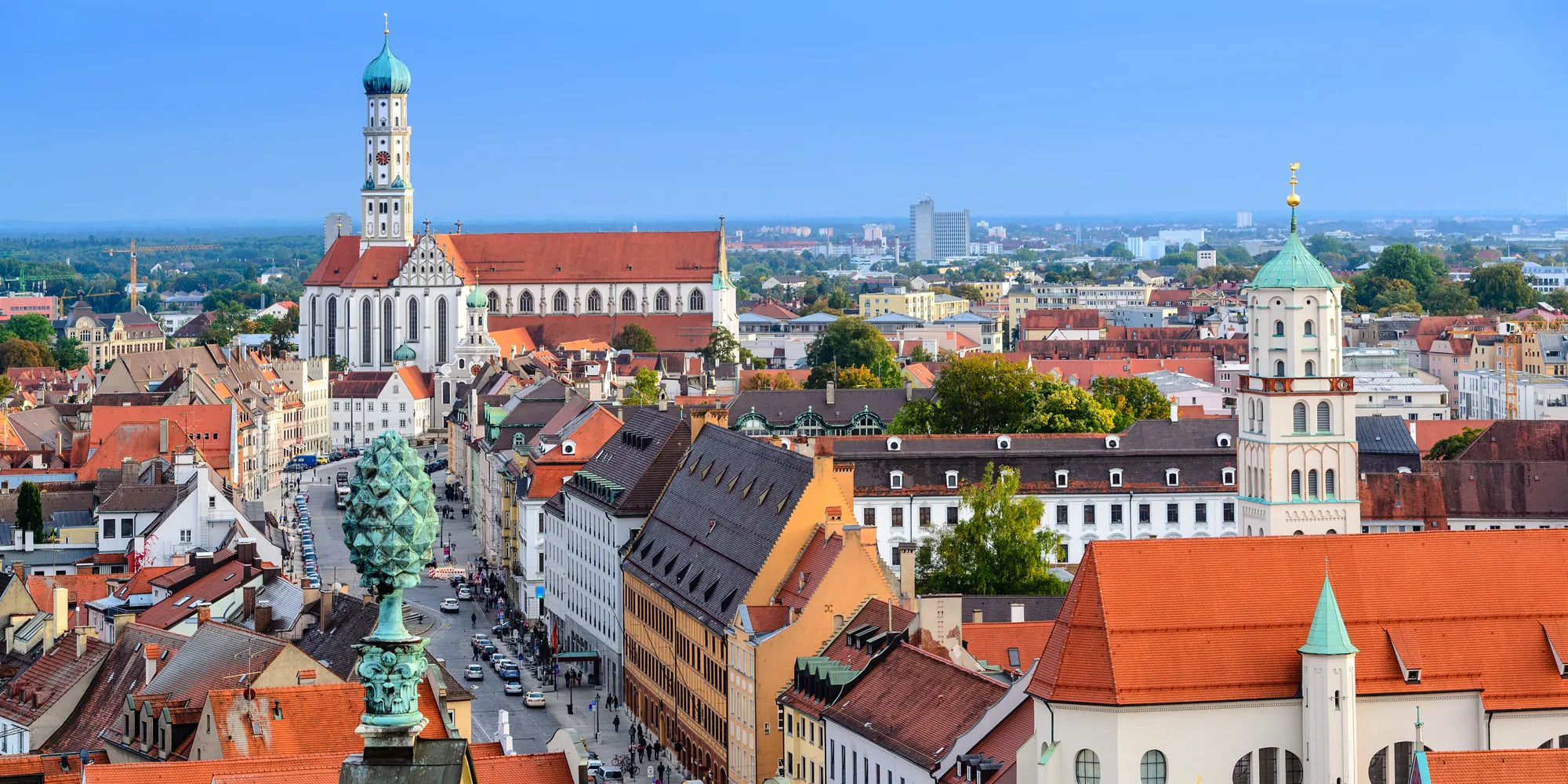 Umzugsunternehmen in Augsburg – Augsburger Rathaus und Perlachturm