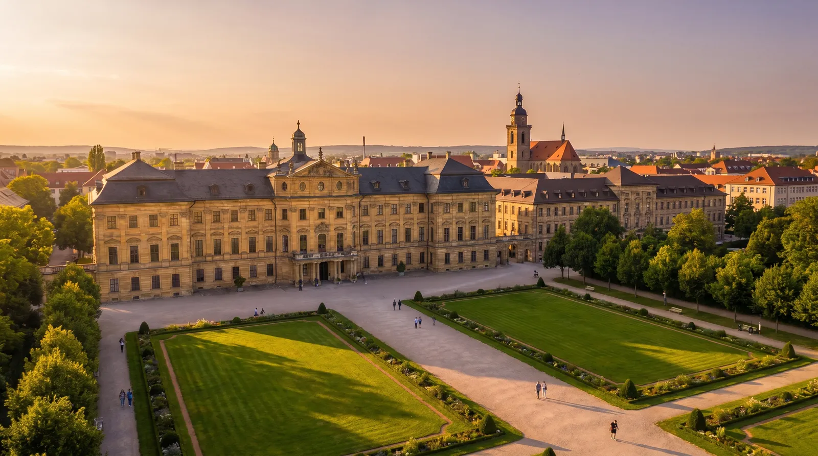 Umzugsunternehmen in Erlangen – Erlanger Schloss und Schlossgarten